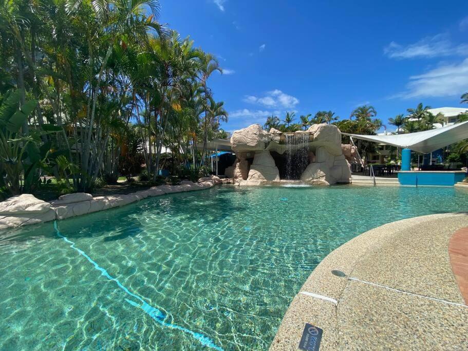 Diamond 25 * Gold Coast