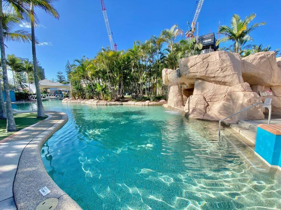 Diamond 25 Apartment